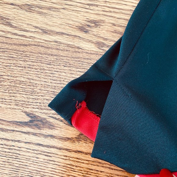 Spirit Innovations Red White Black Star Cheerleading Uniform Circle Skirt - Picture 8 of 12